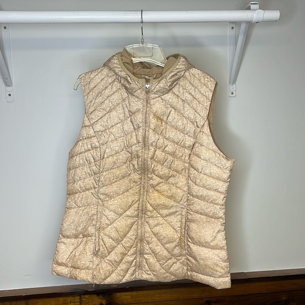 NY & Co. Tan Puffer Vest-‎ L